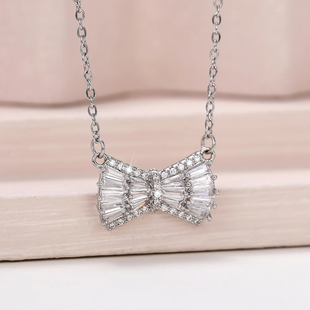 Trendy Necklace for Women Silver Color Aesthetic Bride Wedding Necklaces Fancy Love Circle Pendant Jewelry